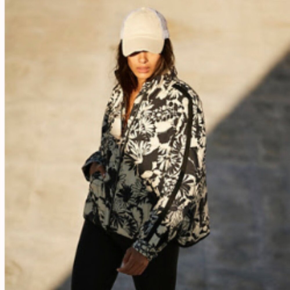 Printed Pippa Packable Puffer Jacket - image 4